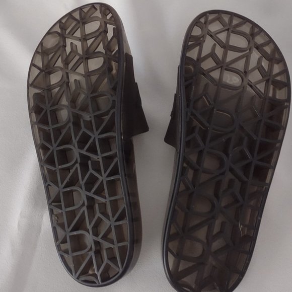 DKNY logo-appliqued Tinzli jelly slide open toe sandals - Picture 2 of 2